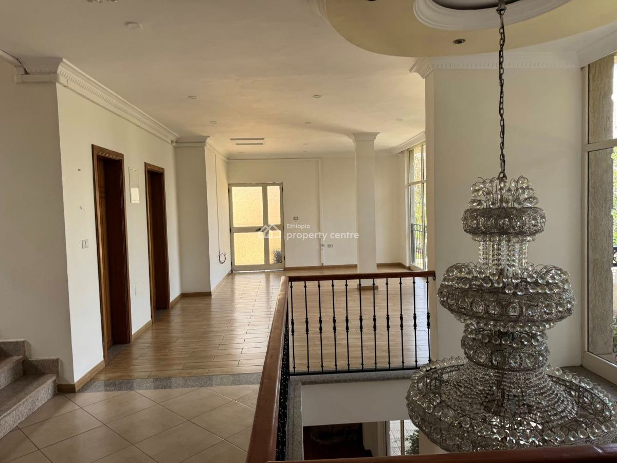 Comfortable 5 Bedroom Home, Lideta, Lideta, Addis Ababa, House for Sale