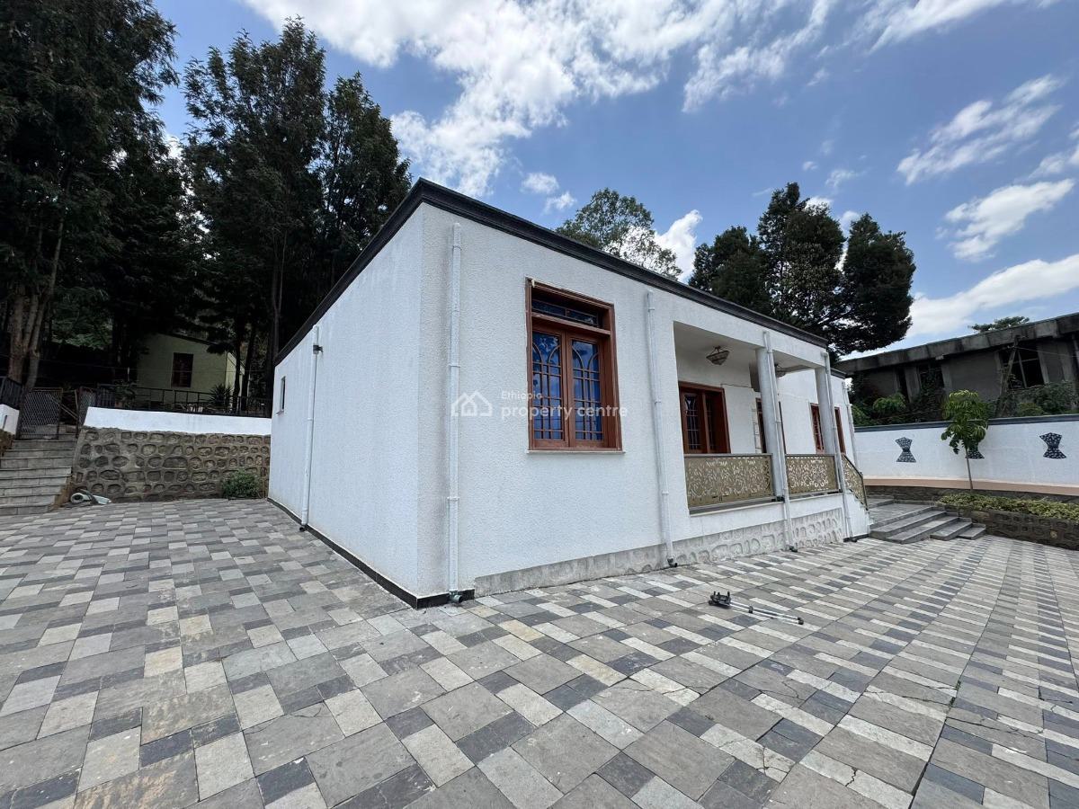 Extraordinary 3 Bedroom 1500sqm Villa, Lideta, Lideta, Addis Ababa, House for Sale