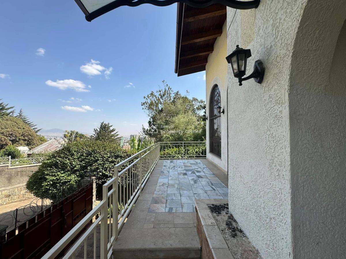 Graciously Appointed 3 Bedroom Villa, Yeka, Yeka, Addis Ababa, House for Sale