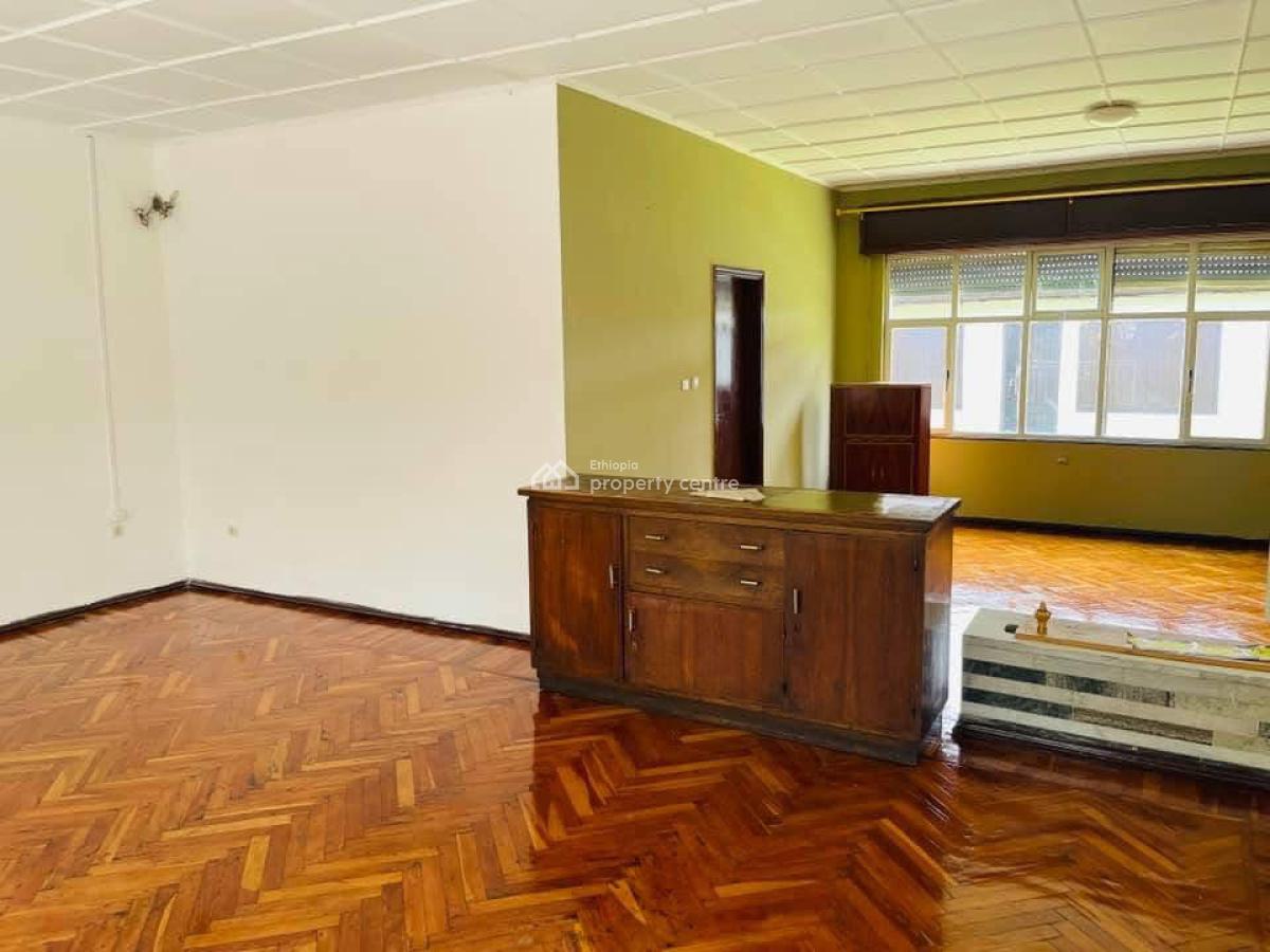Extremely Well Maintained 3 Bedroom Villa, Yeka, Yeka, Addis Ababa, House for Rent