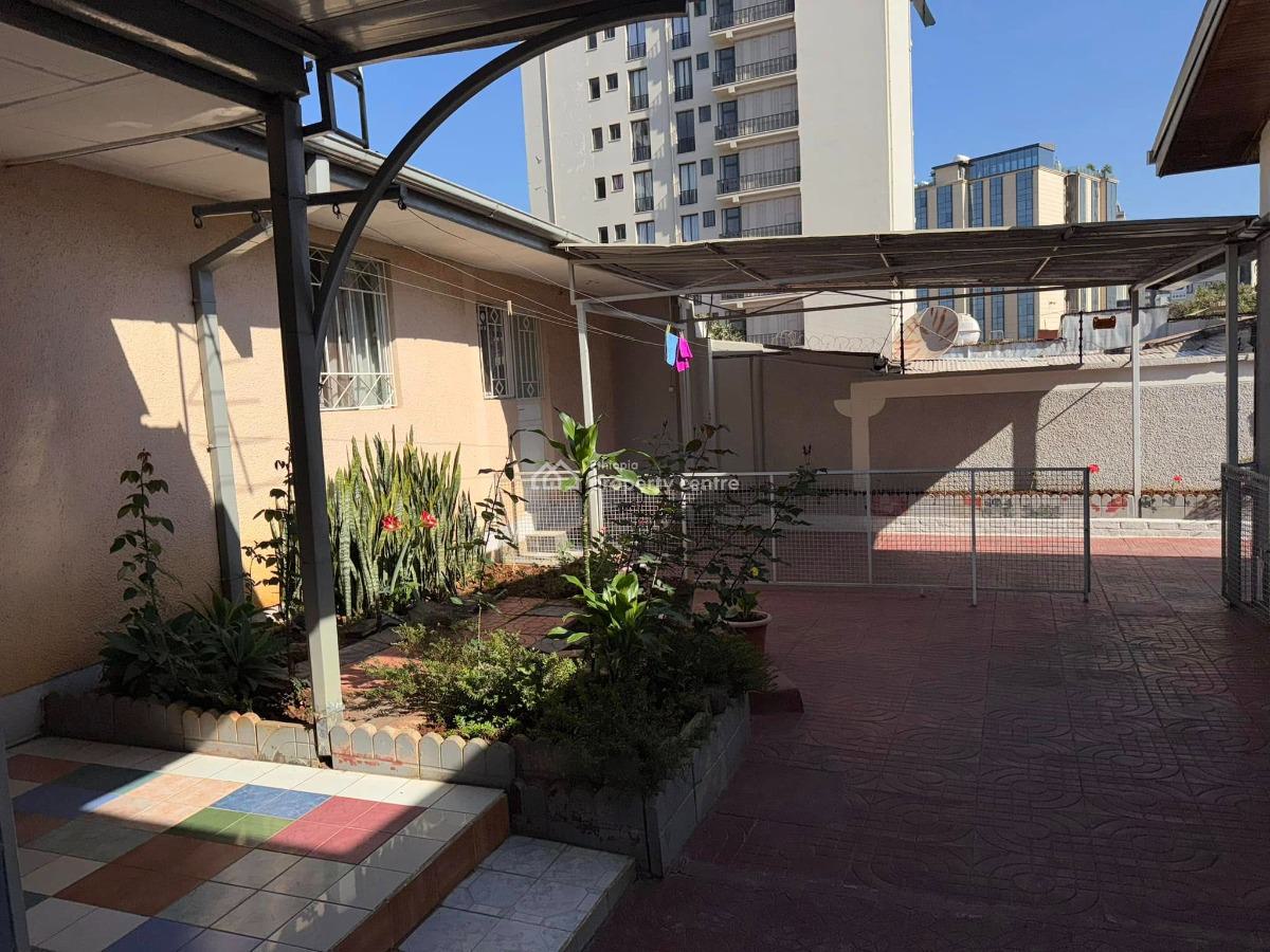 Conveniently Located 3 Bedroom Villa, Bole, Bole, Addis Ababa, House for Rent