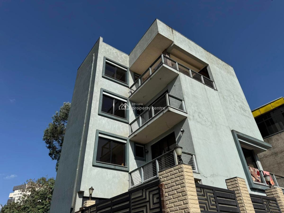 Gracefully Designed 6 Bedroom Home, Yeka, Yeka, Addis Ababa, House for Rent