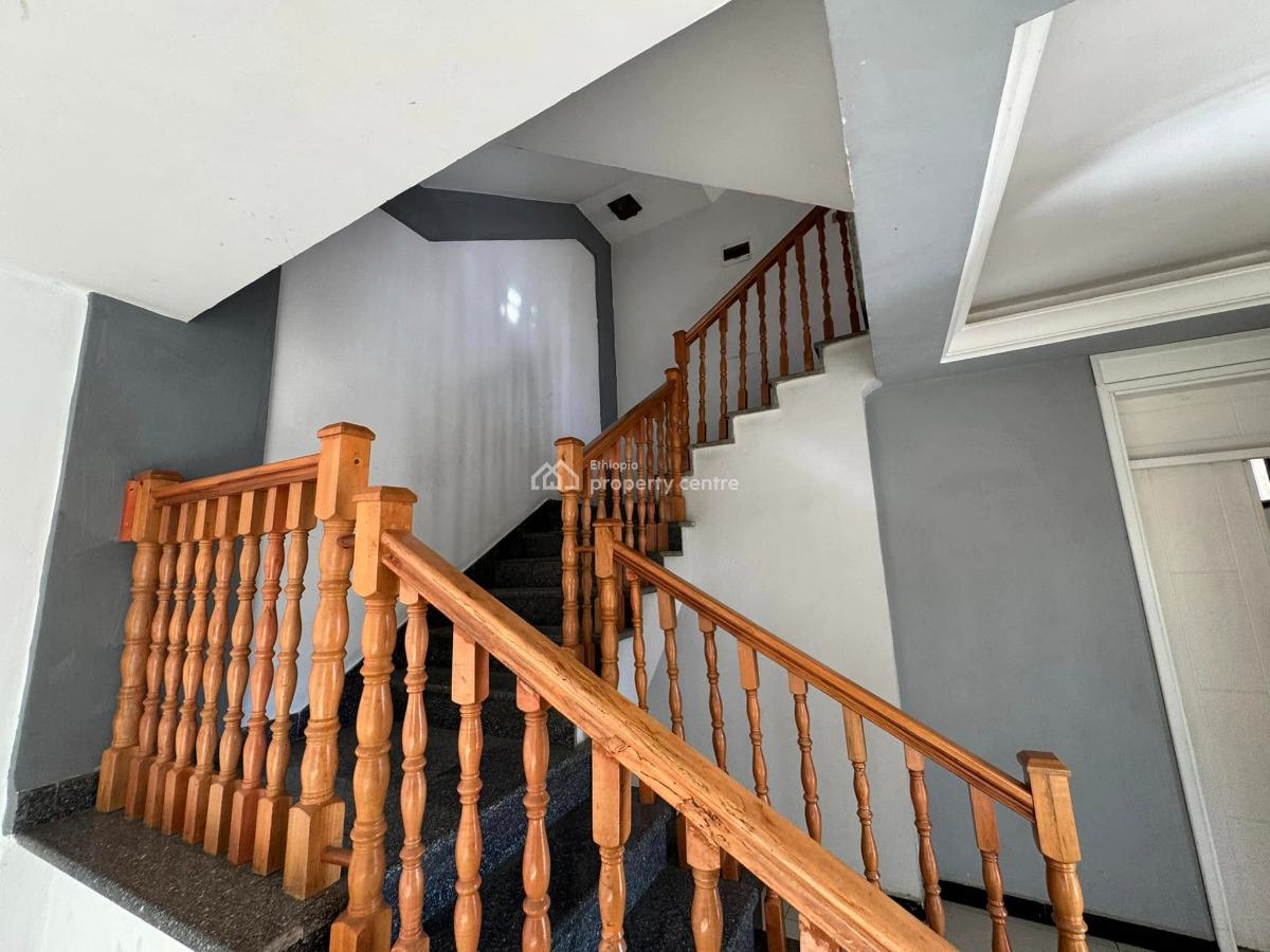 Gracefully Designed 6 Bedroom Home, Yeka, Yeka, Addis Ababa, House for Rent