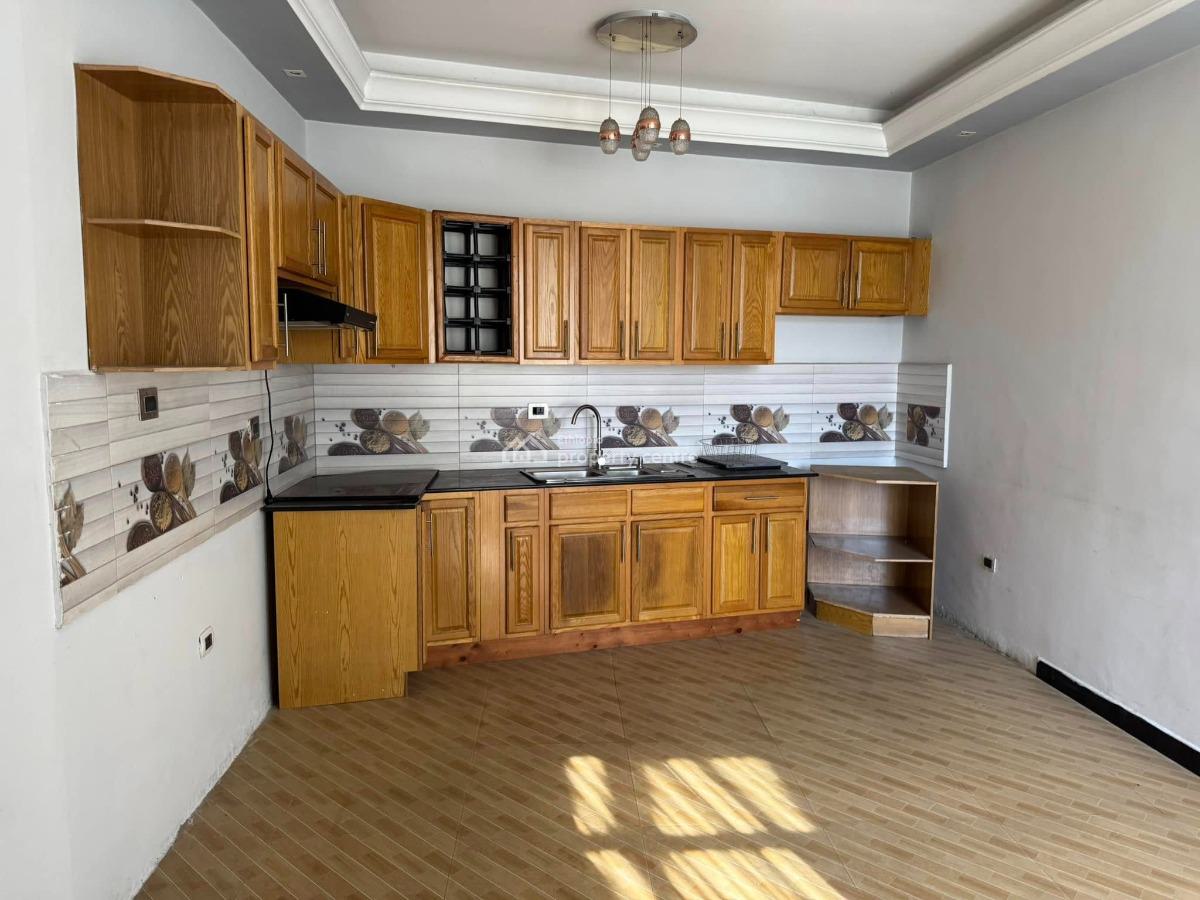 Gracefully Designed 6 Bedroom Home, Yeka, Yeka, Addis Ababa, House for Rent