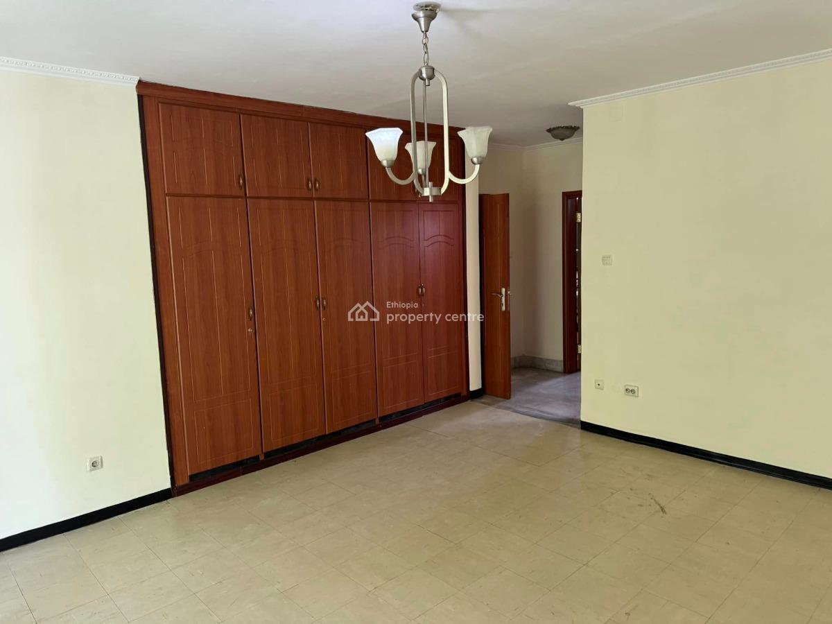One Storey 4 Bedroom Family Home, Yeka, Yeka, Addis Ababa, House for Rent