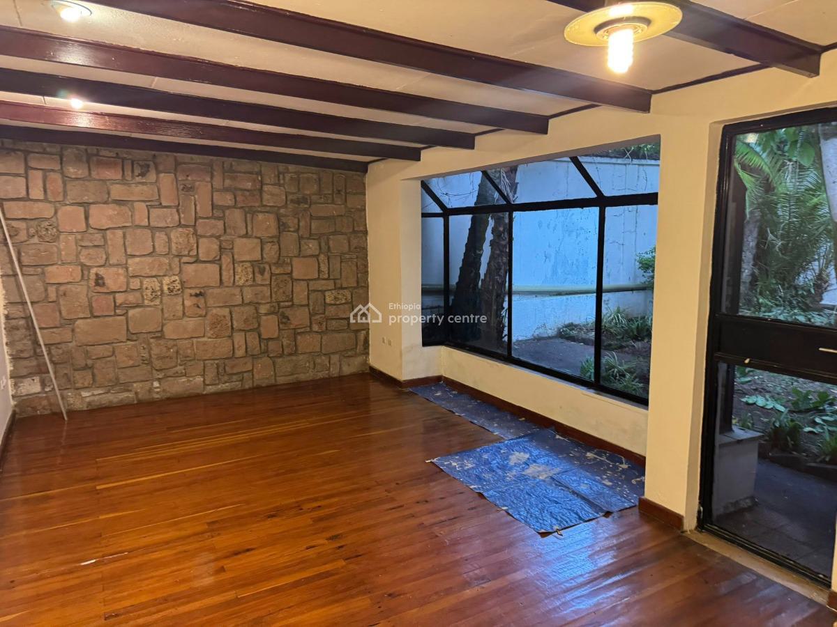 Spacious Garden 3 Bedroom Villa, Bole, Bole, Addis Ababa, Apartment for Rent