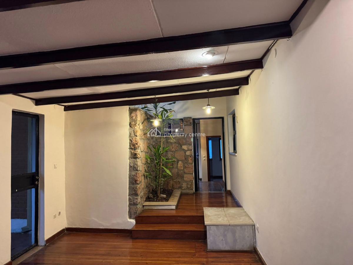 Spacious Garden 3 Bedroom Villa, Bole, Bole, Addis Ababa, Apartment for Rent