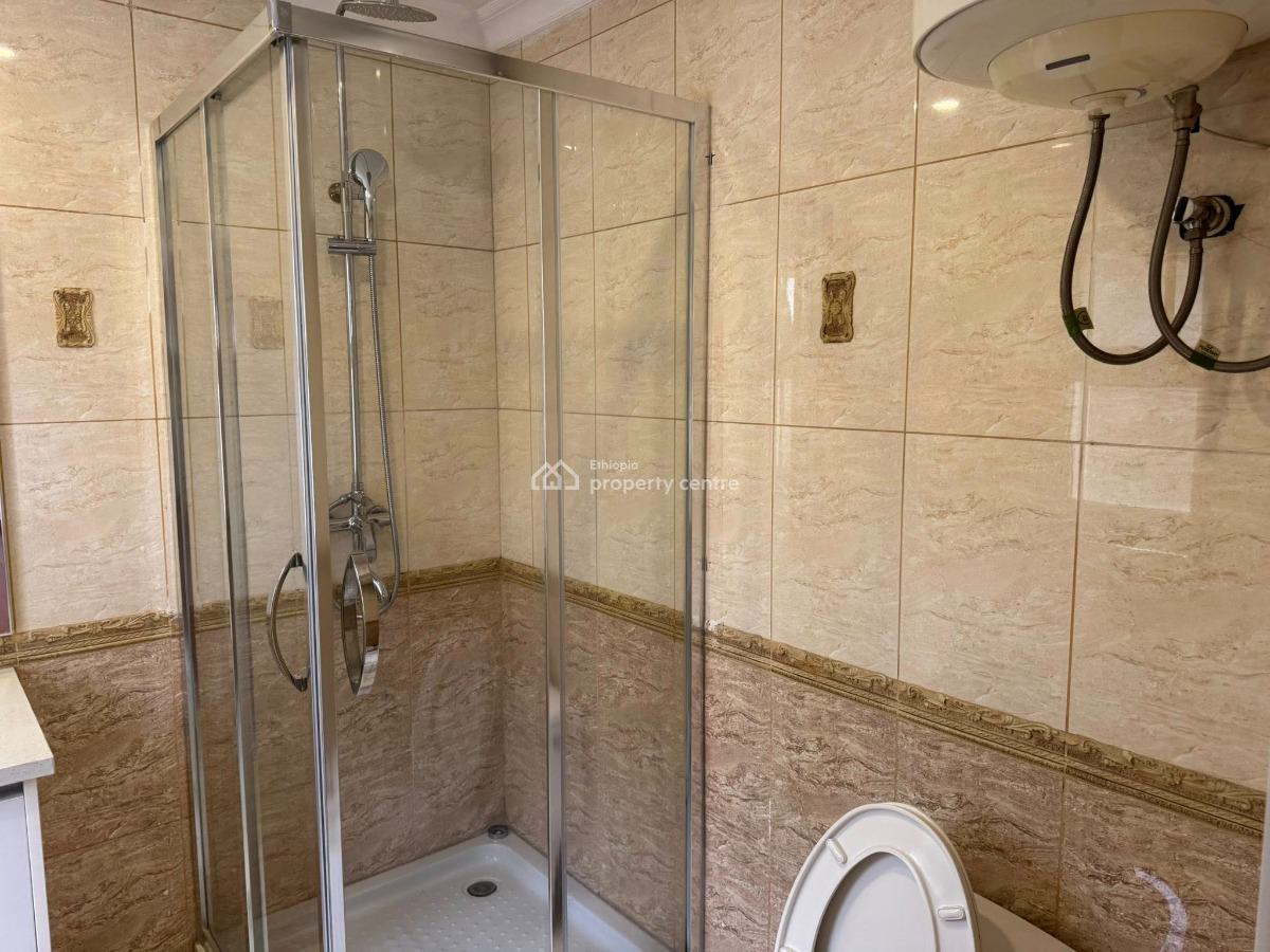 Extraordinary 5 Bedroom Villa, Yeka, Yeka, Addis Ababa, House for Rent