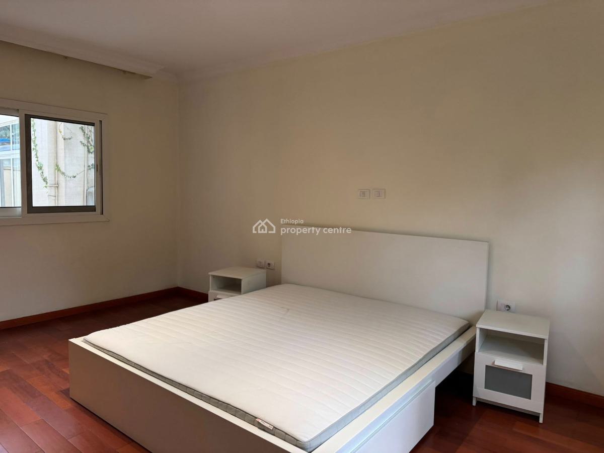 Extraordinary 5 Bedroom Villa, Yeka, Yeka, Addis Ababa, House for Rent