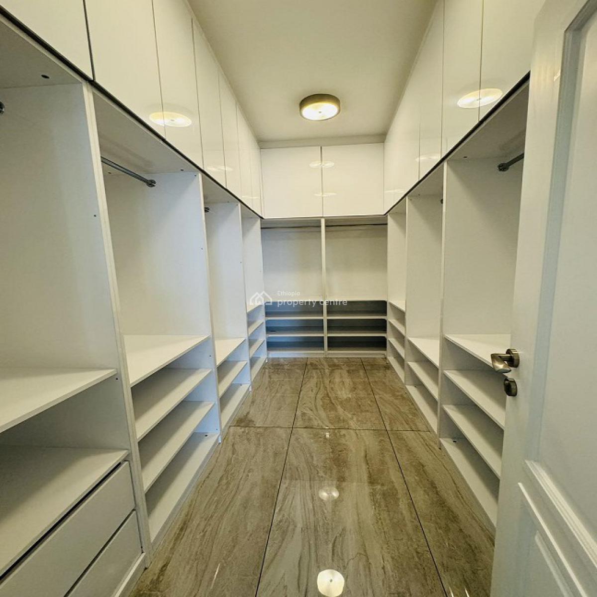 Bright, High Quality Unfurnished 3 Bed Room Apartment., Bole, Addis Ababa, Apartment for Rent