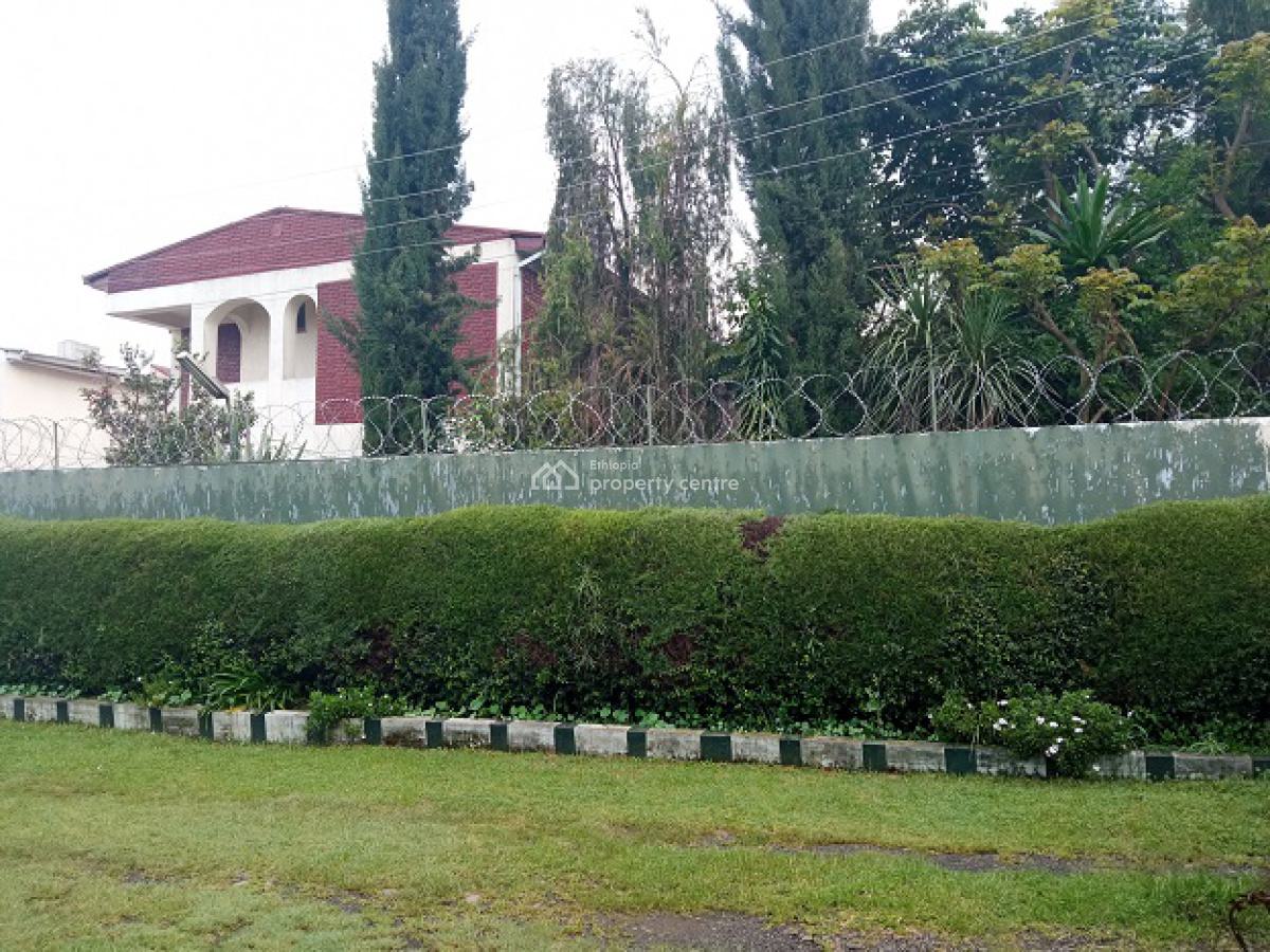 a Nice 3bd House with Beautiful Garden, Ayat., Ayat, Addis Ababa, House for Rent