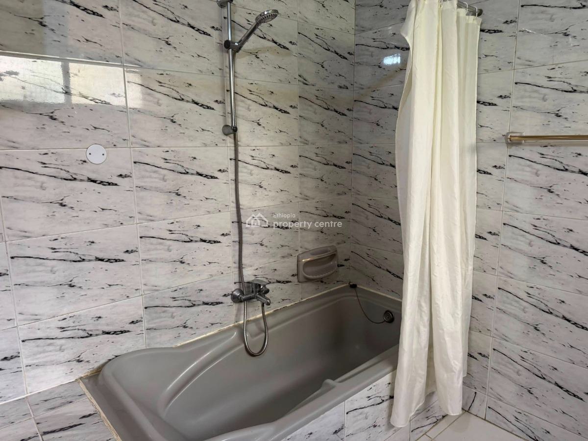 Graceful 5 Bedroom Home, Yeka, Yeka, Addis Ababa, House for Rent