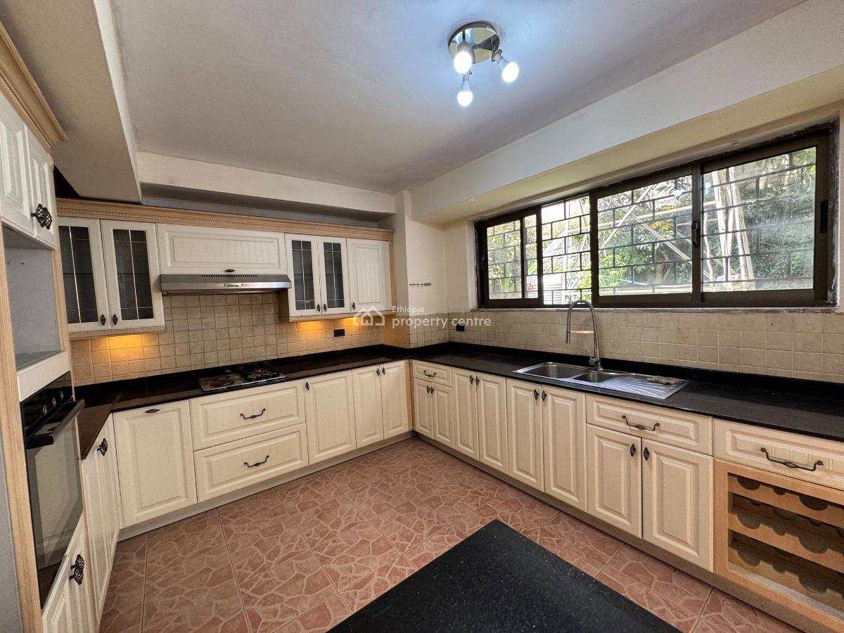 Graceful 5 Bedroom Home, Yeka, Yeka, Addis Ababa, House for Rent