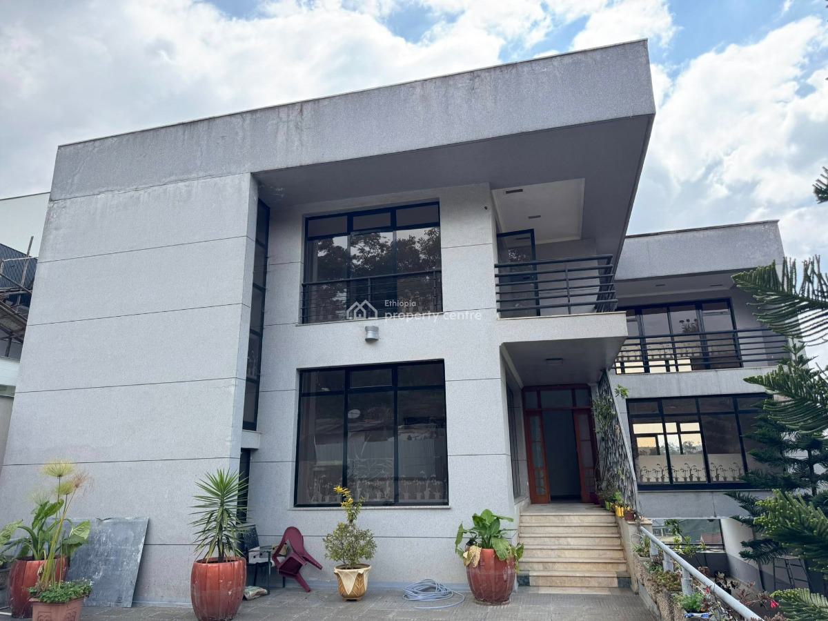 Luxurious 5 Bedrooms Family Home, Gullele, Gullele, Addis Ababa, House for Rent