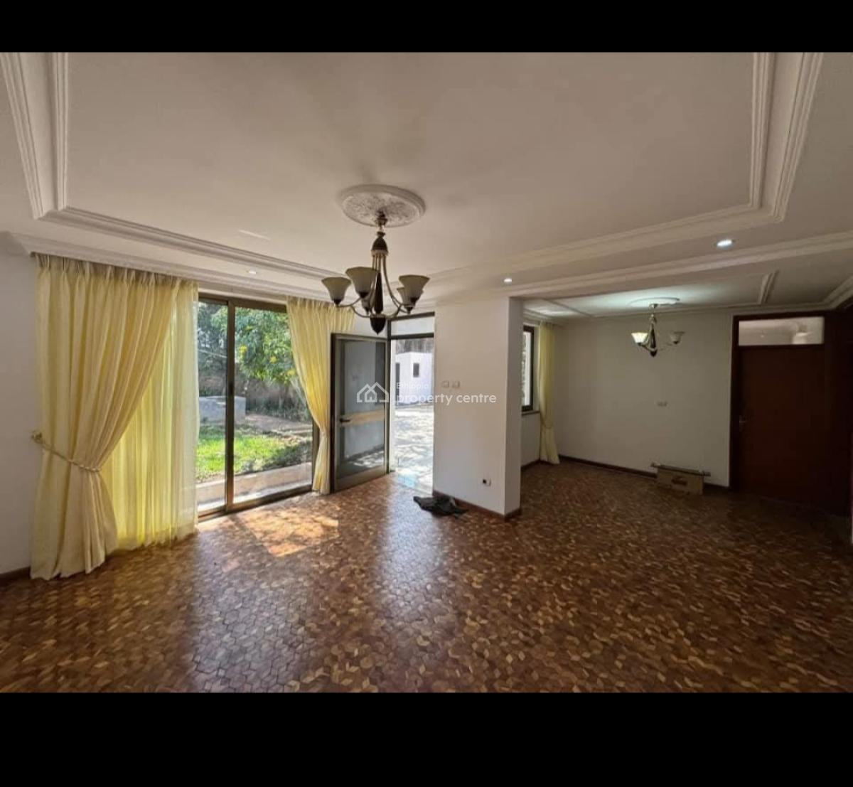 Charming Stand-alone House, Bole, Bole, Addis Ababa, Detached Bungalow for Rent