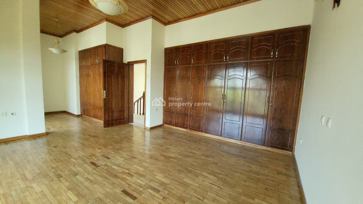 Luxury 4 Bedroom-- Ideal for Diplomats & Embassy Staf, Bole, Bole, Addis Ababa, Detached Duplex for Rent