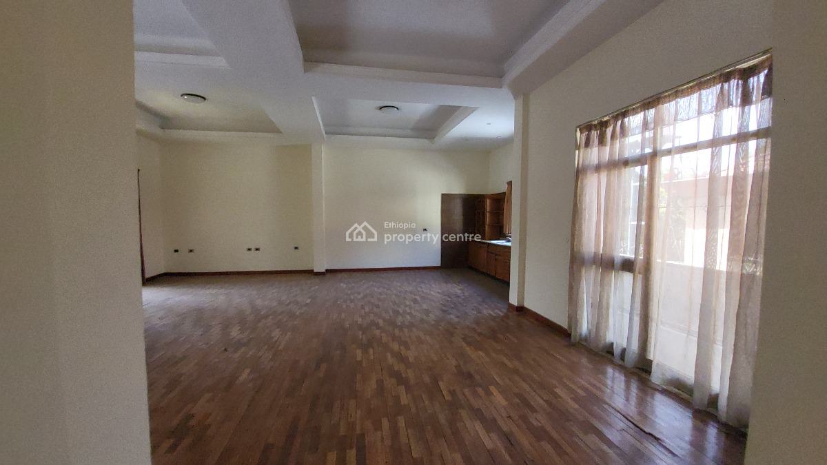 Luxury Stand-alone Home -- Expat / Embassy Preferred  Bole, Bole, Bole, Addis Ababa, Semi-detached Duplex for Rent