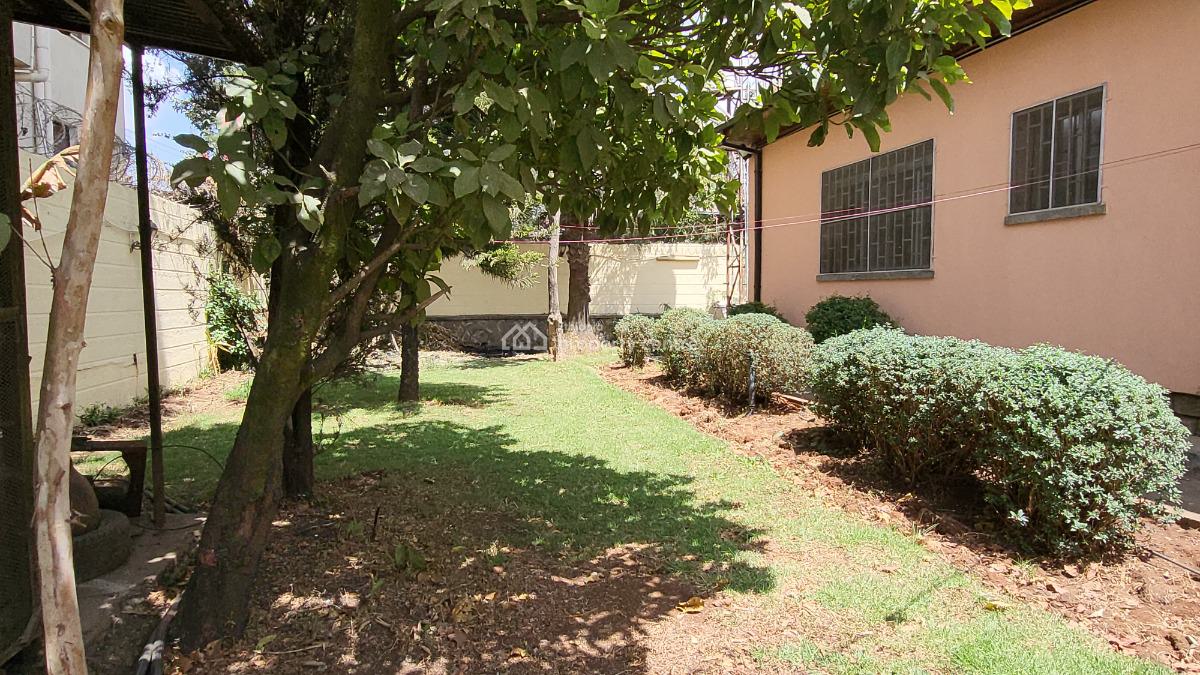 Prestigious Embassy Residence in a Prime, Green Setting, Sarbet, Nifas Silk-lafto, Addis Ababa, Terraced Bungalow for Rent