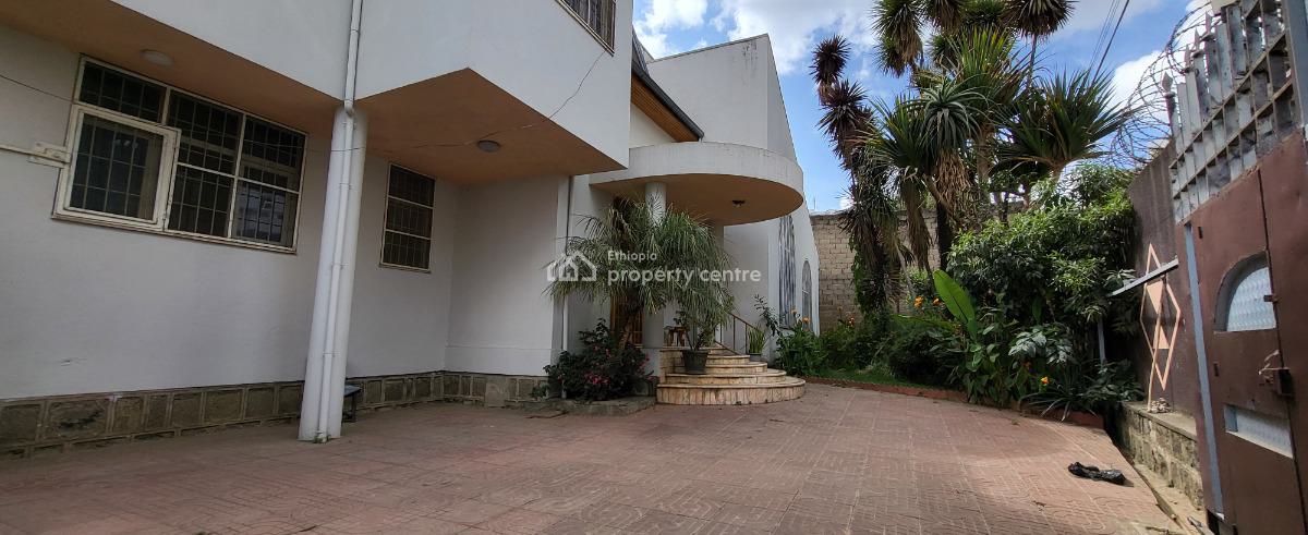 5-bedroom G+1 Diplomatic-standard Home -- Bole, Bole, Bole, Addis Ababa, Semi-detached Duplex for Rent