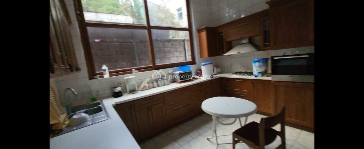 Spacious G+2 Home with Stunning View -- Perfect for Ngos & Internati, Yeka, Yeka, Addis Ababa, Terraced Duplex for Rent
