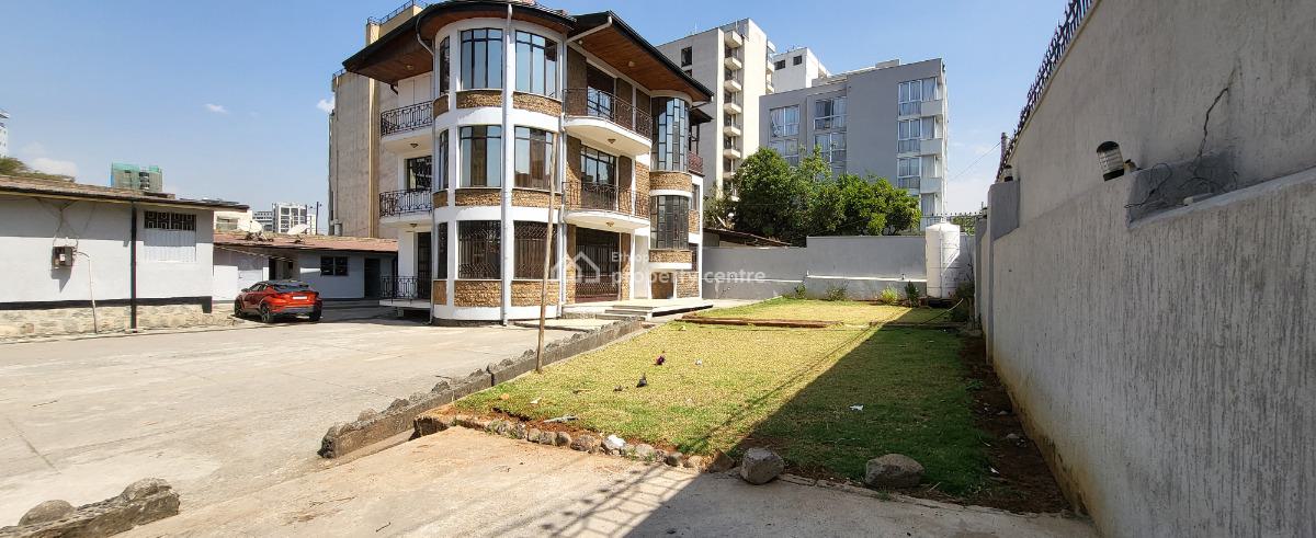 G+2 Commercial House -- Available for Business, Bole, Bole, Addis Ababa, Terraced Duplex for Rent
