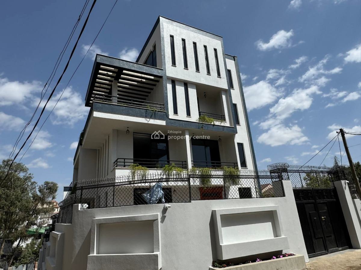 𝐄𝐌𝐁𝐀𝐒𝐒𝐘-𝐒𝐓𝐀𝐍𝐃𝐀𝐑𝐃 𝐋𝐔𝐗𝐔𝐑𝐘 𝐕𝐈𝐋𝐋𝐀  𝐎𝐋𝐃 𝐀𝐈, Sarbet, Nifas Silk-lafto, Addis Ababa, Terraced Duplex for Rent