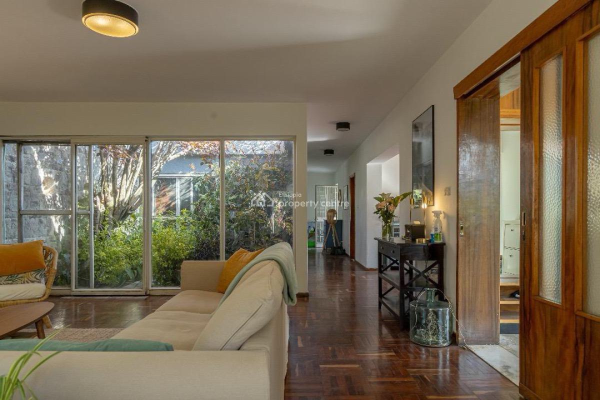 Spacious 4 Bedroom Villa, Bole, Bole, Addis Ababa, House for Rent