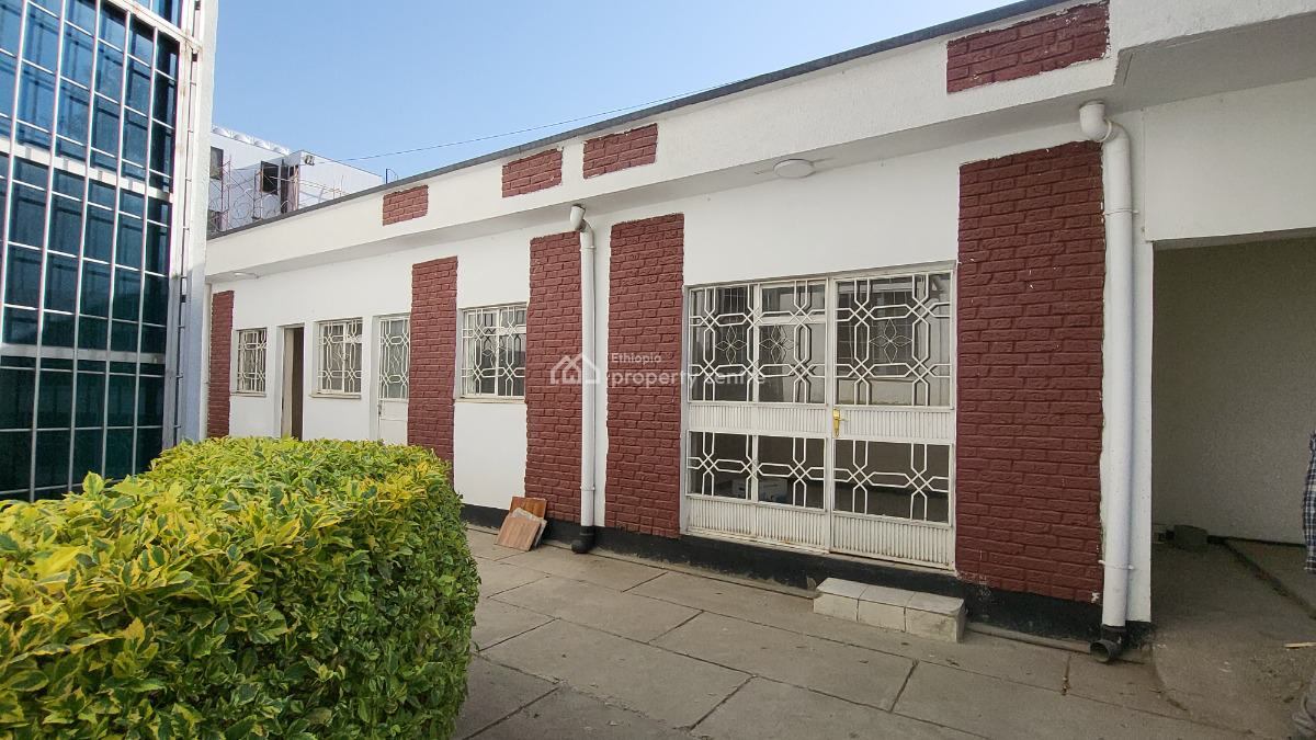 Spacious G+2 Office Villa  Prime Bole Location  Ideal for N, Bole Near to The Airpor, Bole, Addis Ababa, Terraced Duplex for Rent