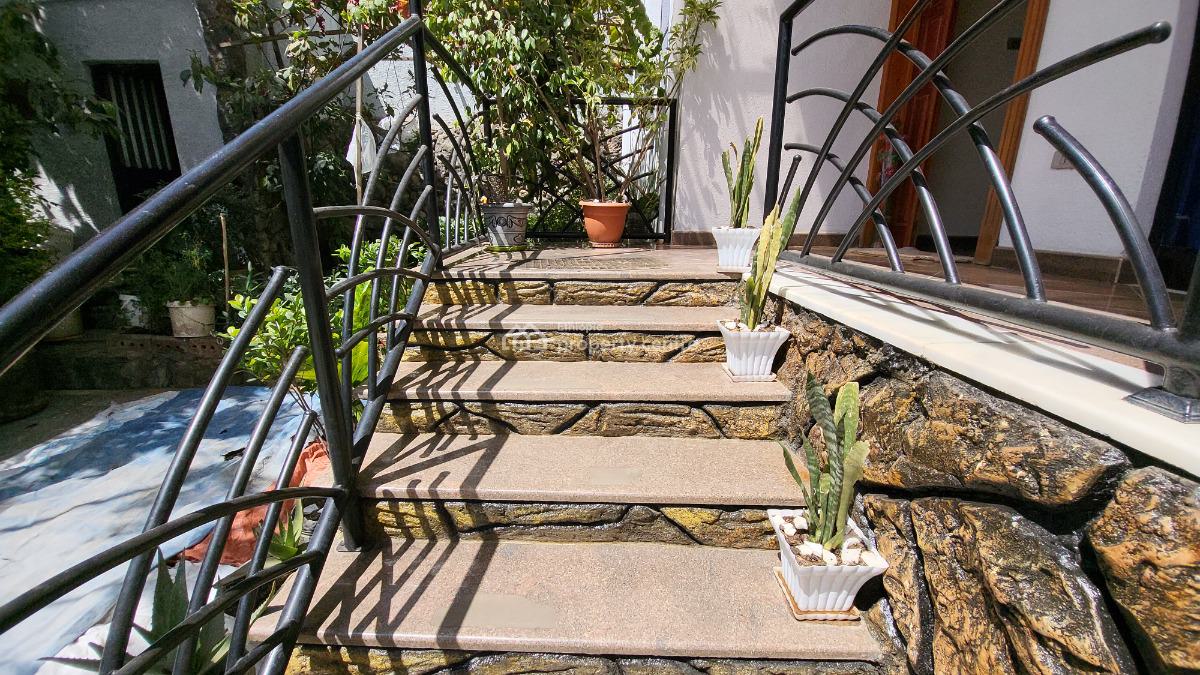 Exclusive Family Villa at Kebena, Kebena, Yeka, Addis Ababa, House for Rent
