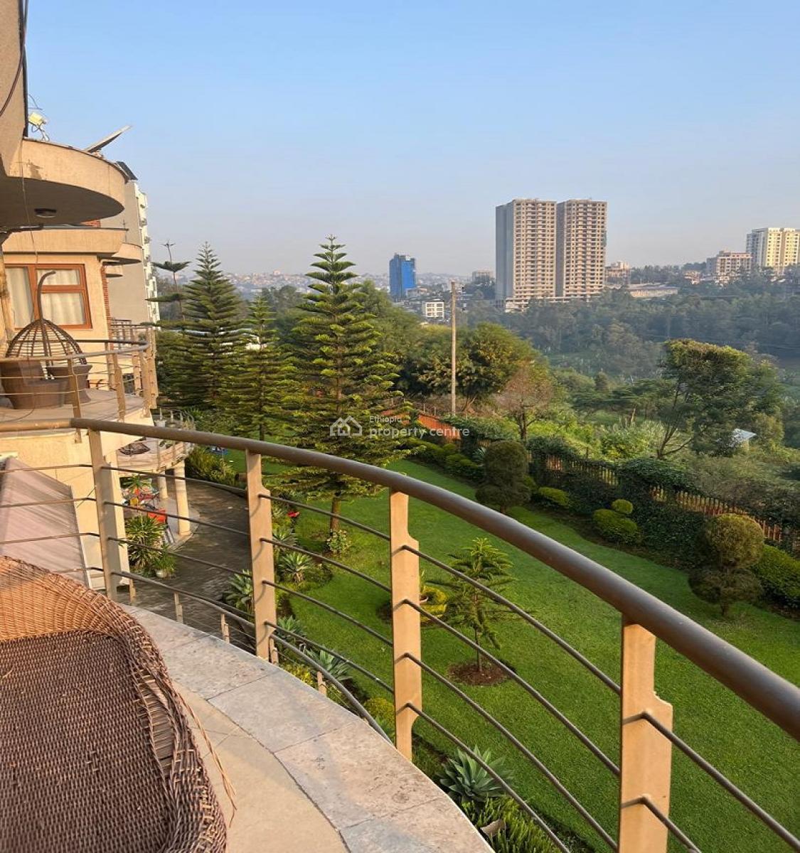 Elegant House, Ecofriendly Surrounding with Healthy Air, Great View!, Nifas Silk-lafto, Addis Ababa, House for Rent