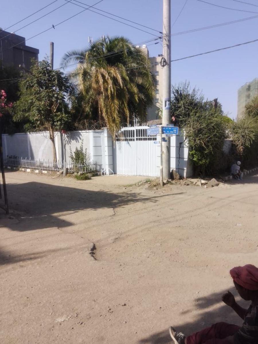 500 Msq Old House @ Bole Medhanialem, Medhanialem, Bole, Addis Ababa, Land for Sale