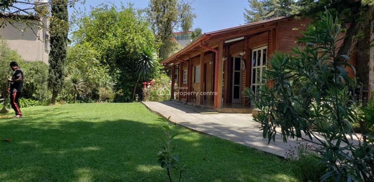 Elegant Villa with Expansive Garden in Lancha Addis Ababa Ethiopa, Lancha Or Near Meskel Flower, Kirkos, Addis Ababa, Semi-detached Bungalow for Rent
