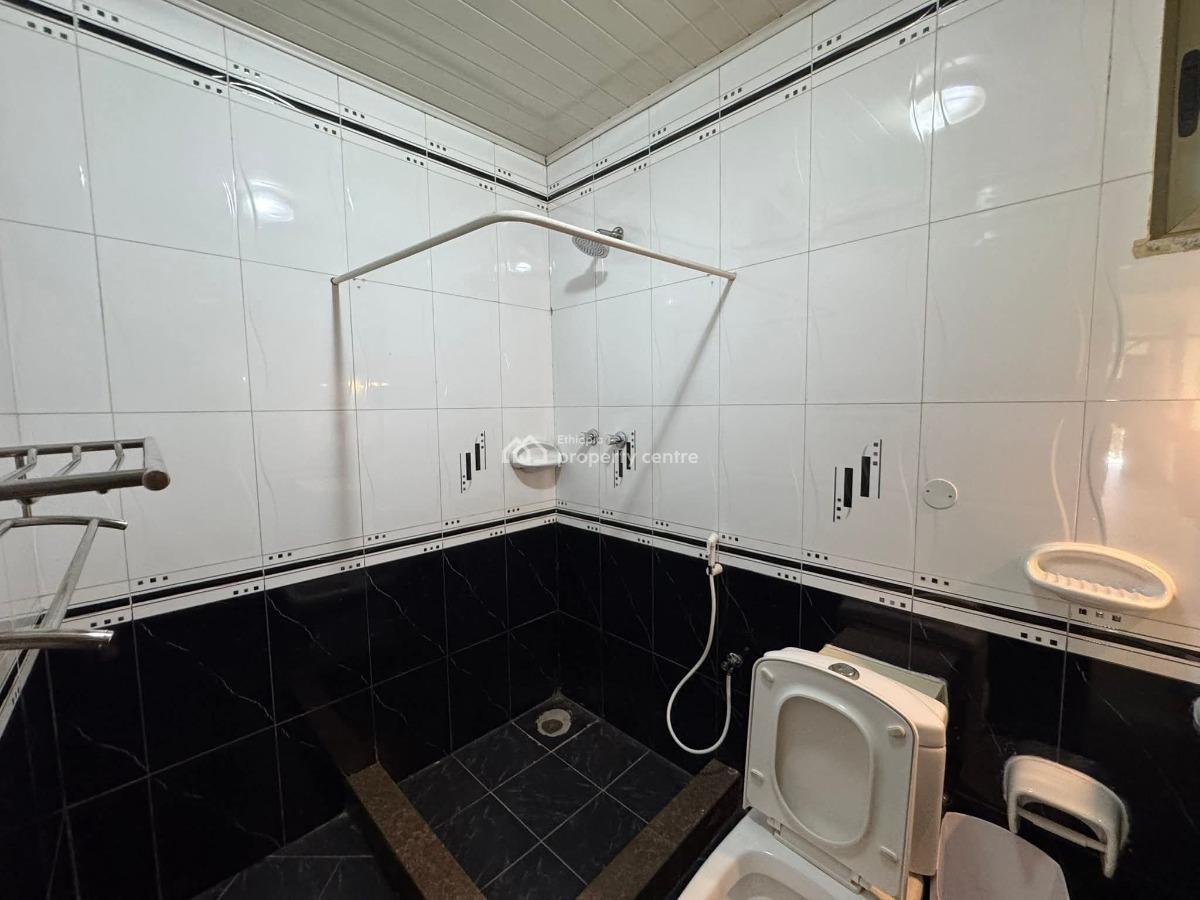 𝐂𝐡𝐚𝐫𝐦𝐢𝐧𝐠 𝐅𝐚𝐦𝐢𝐥𝐲 𝐑𝐞𝐬𝐢𝐝𝐞𝐧𝐜𝐞  𝐏𝐢𝐲𝐚𝐬𝐚  𝐂𝐞, Piyasa Semen Hotel Area, Arada, Addis Ababa, Terraced Duplex for Rent