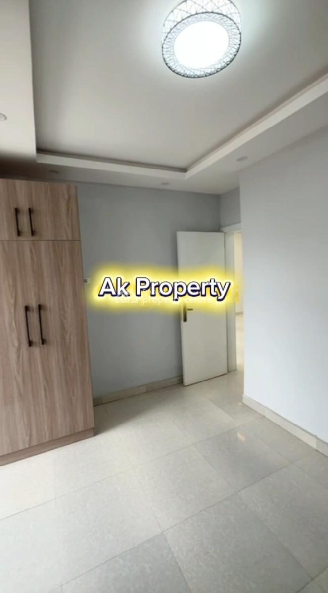 Modern 2-bedroom Apartment (urgent.), 22, Bole, Addis Ababa, Apartment for Sale