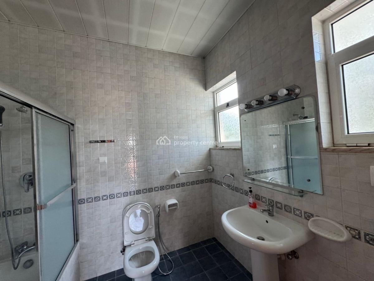 𝐃𝐢𝐬𝐭𝐢𝐧𝐠𝐮𝐢𝐬𝐡𝐞𝐝 𝐀𝐦𝐛𝐚𝐬𝐬𝐚𝐝𝐨𝐫𝐢𝐚𝐥 𝐑𝐞𝐬𝐢𝐝𝐞𝐧𝐜, Bole, Bole, Addis Ababa, Terraced Duplex for Rent