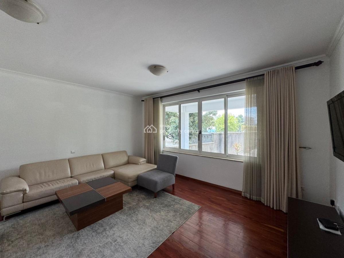 𝐃𝐢𝐬𝐭𝐢𝐧𝐠𝐮𝐢𝐬𝐡𝐞𝐝 𝐀𝐦𝐛𝐚𝐬𝐬𝐚𝐝𝐨𝐫𝐢𝐚𝐥 𝐑𝐞𝐬𝐢𝐝𝐞𝐧𝐜, Bole, Bole, Addis Ababa, Terraced Duplex for Rent