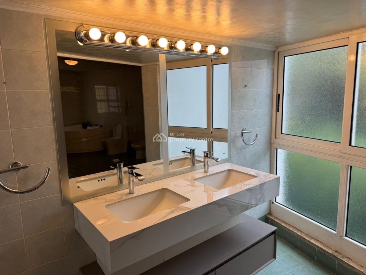 𝐃𝐢𝐬𝐭𝐢𝐧𝐠𝐮𝐢𝐬𝐡𝐞𝐝 𝐀𝐦𝐛𝐚𝐬𝐬𝐚𝐝𝐨𝐫𝐢𝐚𝐥 𝐑𝐞𝐬𝐢𝐝𝐞𝐧𝐜, Bole, Bole, Addis Ababa, Terraced Duplex for Rent