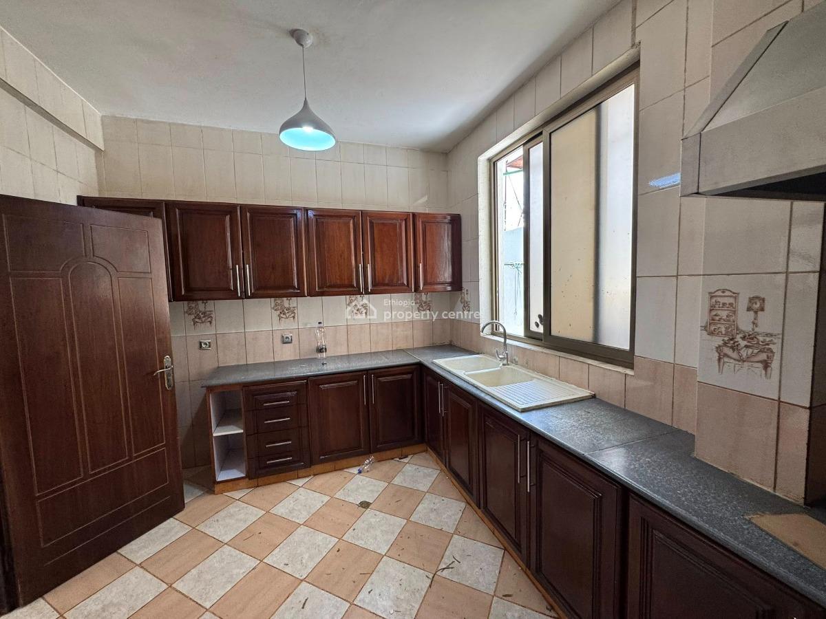 Stylish 5 Bedroom Family Home, Kirkos, Bole, Addis Ababa, House for Rent