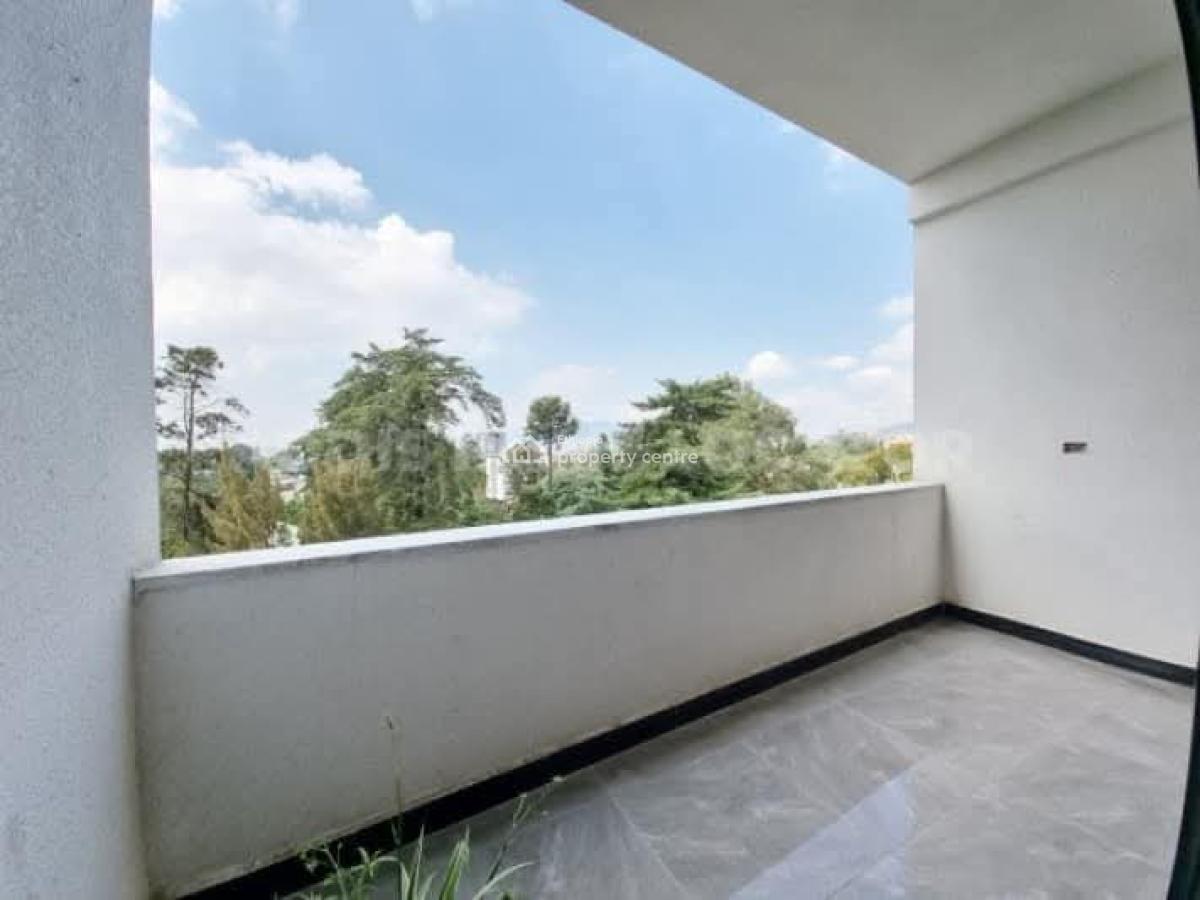 Prime Location: Spacious Apartment in Old Airport, Nifas Silk-lafto, Addis Ababa, Apartment for Rent