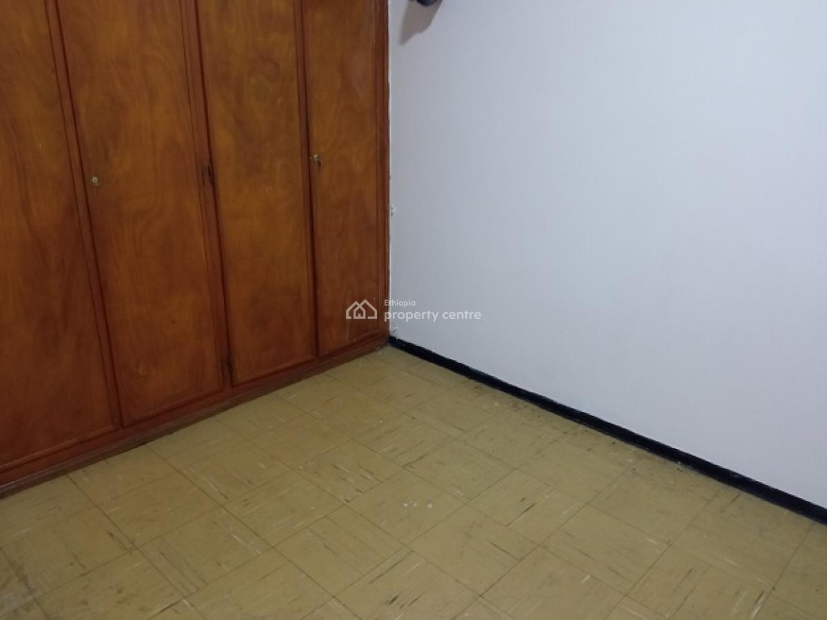 (old + Great) Villa, (front + Back) Garden, at Megenagna., Bole, Addis Ababa, House for Rent