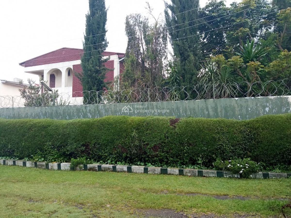 a Nice 3bd House with Beautiful Garden, Ayat., Ayat, Addis Ababa, House for Rent