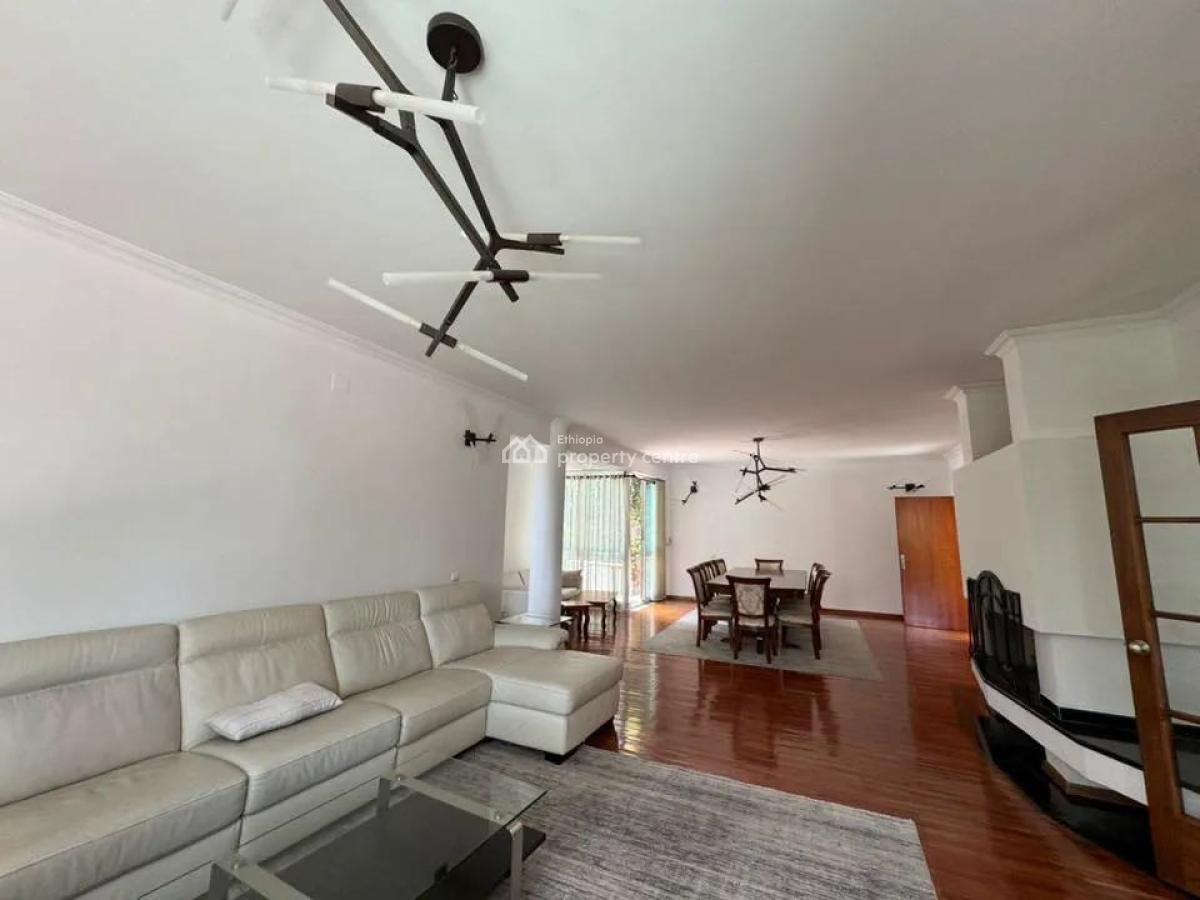 𝐏𝐫𝐞𝐬𝐭𝐢𝐠𝐢𝐨𝐮𝐬 𝐃𝐢𝐩𝐥𝐨𝐦𝐚𝐭𝐢𝐜 𝐕𝐢𝐥𝐥𝐚 𝐟𝐨𝐫 𝐑𝐞𝐧𝐭, Meskel Flower, Kirkos, Addis Ababa, Terraced Duplex for Rent