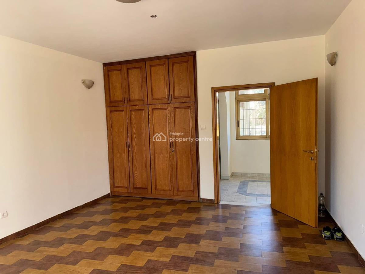 a Drop Dead Gorgeous 4 Bedroom Family Residence, Yeka, Bole, Addis Ababa, House for Rent