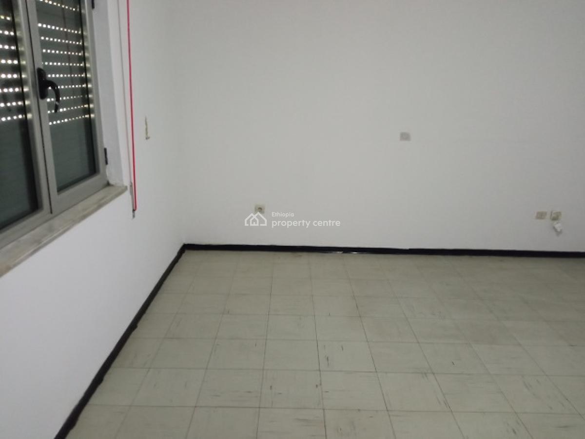 (old + Great) Villa, (front + Back) Garden, at Megenagna., Bole, Addis Ababa, House for Rent