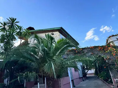 𝐄𝐗𝐂𝐄𝐏𝐓𝐈𝐎𝐍𝐀𝐋 𝟒-𝐁𝐄𝐃𝐑𝐎𝐎𝐌 𝐅𝐀𝐌𝐈𝐋𝐘 𝐕𝐈𝐋𝐋𝐀 𝐅𝐎