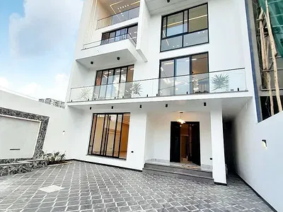 Luxury Villa