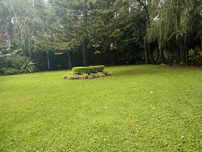 A Nice 3BD House with Beautiful Garden, Ayat.