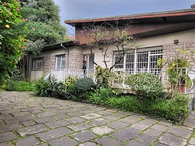 Charming 3 Bed Room Garden Villa — Kazanchis, Kirkos, Addis Ababa