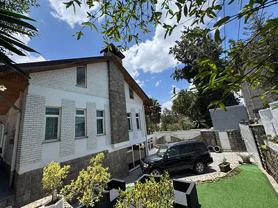𝐄𝐥𝐞𝐠𝐚𝐧𝐭 𝐄𝐮𝐫𝐨𝐩𝐞𝐚𝐧-𝐒𝐭𝐚𝐧𝐝𝐚𝐫𝐝 𝐕𝐢𝐥𝐥𝐚 — Wolosefer, Bole, Addis Ababa