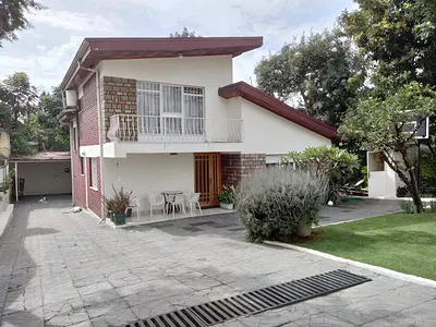 Elegant House in Old Airport — Nifas Silk-Lafto, Addis Ababa